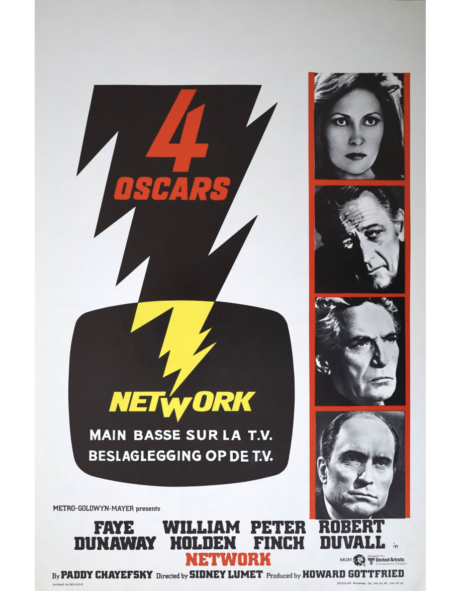 Network, main basse sur la TV — affiche...